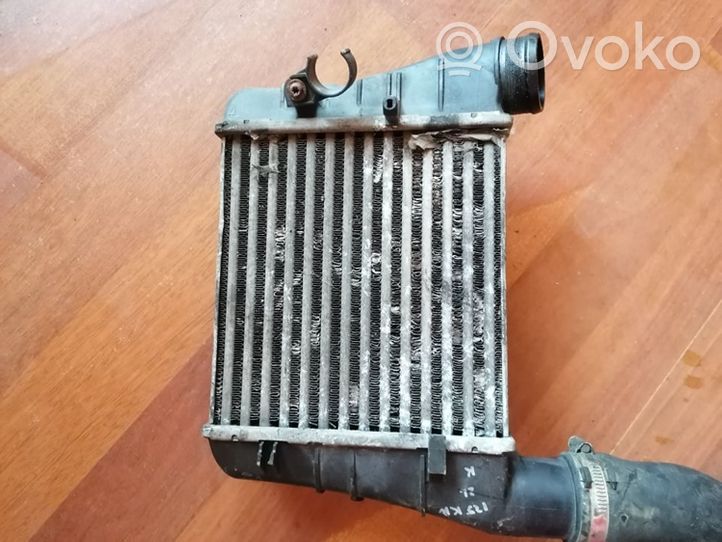 Audi A4 S4 B7 8E 8H Radiatore intercooler 80E145805AA