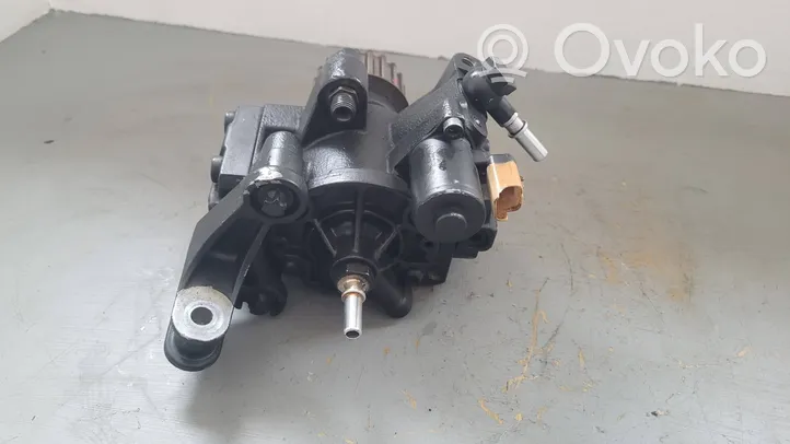 Nissan Juke I F15 Polttoaineen ruiskutuksen suurpainepumppu 167008557R