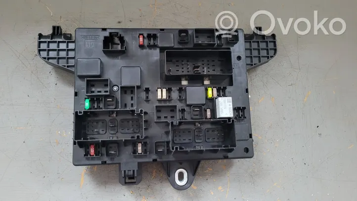 Opel Zafira C Fuse box set 13368651