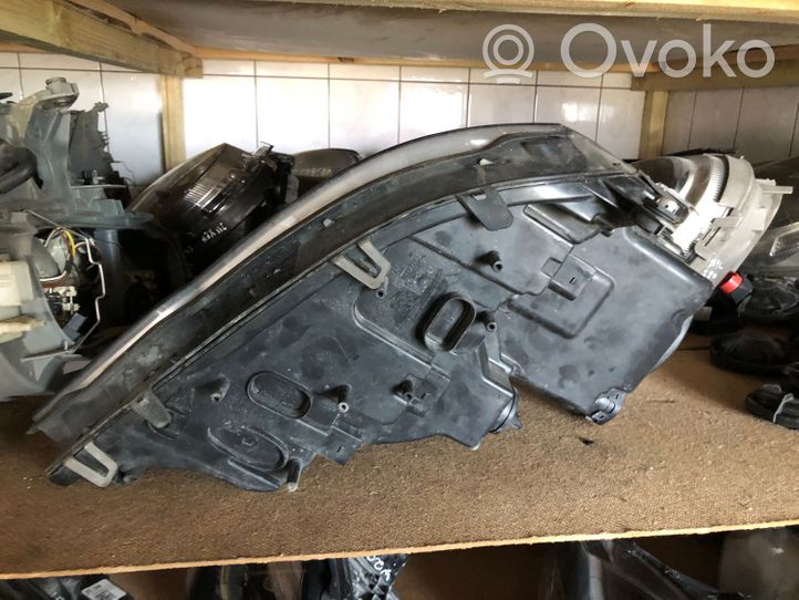 Mercedes-Benz ML W164 Phare frontale 263347