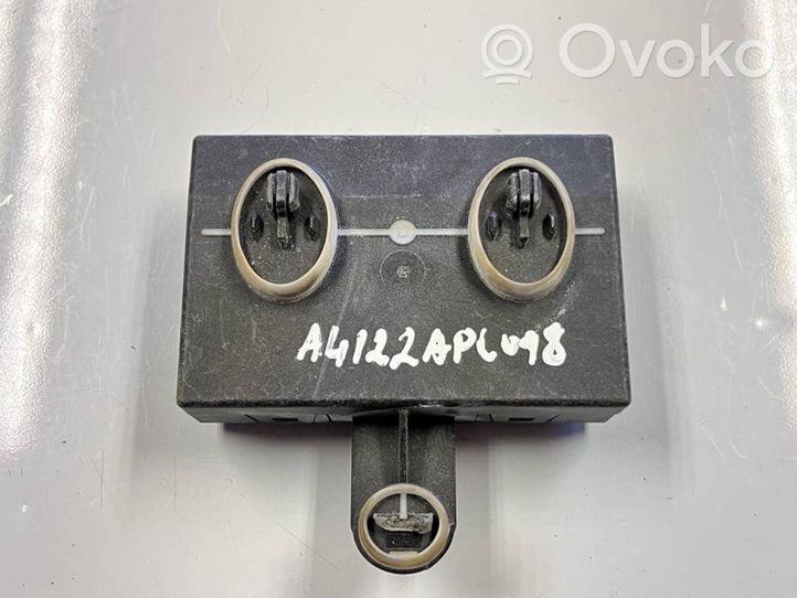 Audi A4 S4 B7 8E 8H Durų elektronikos valdymo blokas 8K0959795D