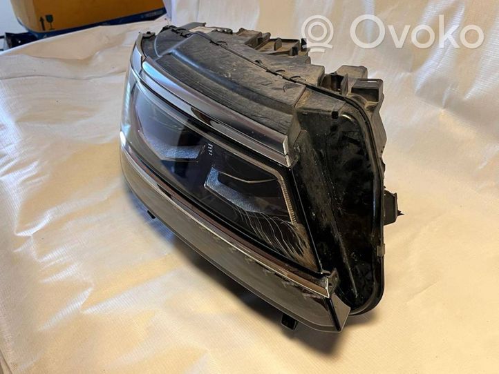 Volkswagen Tiguan Lampa przednia 5NB941082A