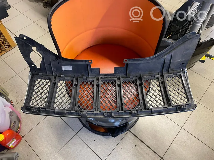 Jeep Grand Cherokee (WK) Grille calandre supérieure de pare-chocs avant 55157414aa