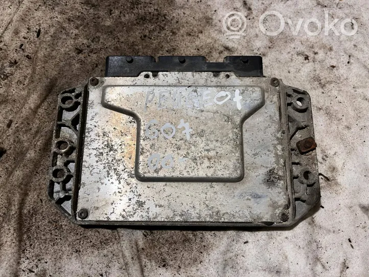 Peugeot 607 Calculateur moteur ECU 9650920480