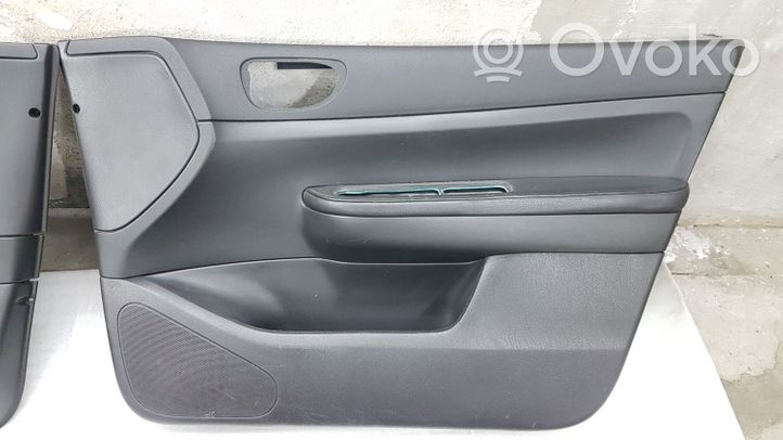 Peugeot 307 Garniture de panneau carte de porte avant 9638206877