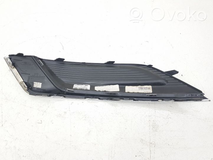 Ford Fusion II Grille inférieure de pare-chocs avant JS7319952