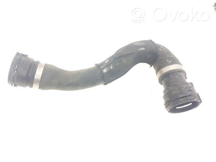 Audi Q5 SQ5 Moottorin vesijäähdytyksen putki/letku 8R0121055