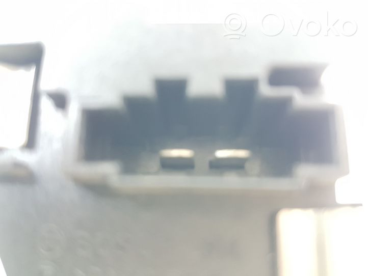 Audi Q5 SQ5 Lämpöpuhaltimen moottorin vastus 8K0820521