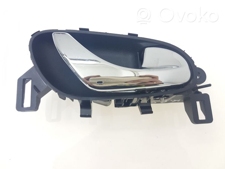 Nissan Qashqai Galinė atidarymo rankenėlė vidinė 806704EA1A