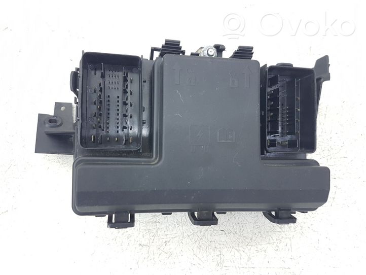 Ford Edge II Module de fusibles G2GT14A067