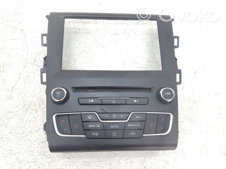 Ford Fusion II Console centrale, commande de multimédia l'unité principale HS7T18E245