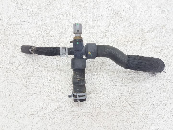 Ford Fusion II Tuyau de liquide de refroidissement moteur DS7818K579