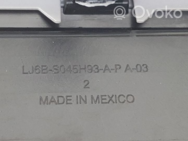 Ford Escape IV Rivestimento del vano portaoggetti del cruscotto LJ6BS045H93
