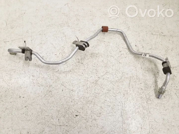 Ford Explorer VI Moottorin vesijäähdytyksen putki/letku L1M37P055