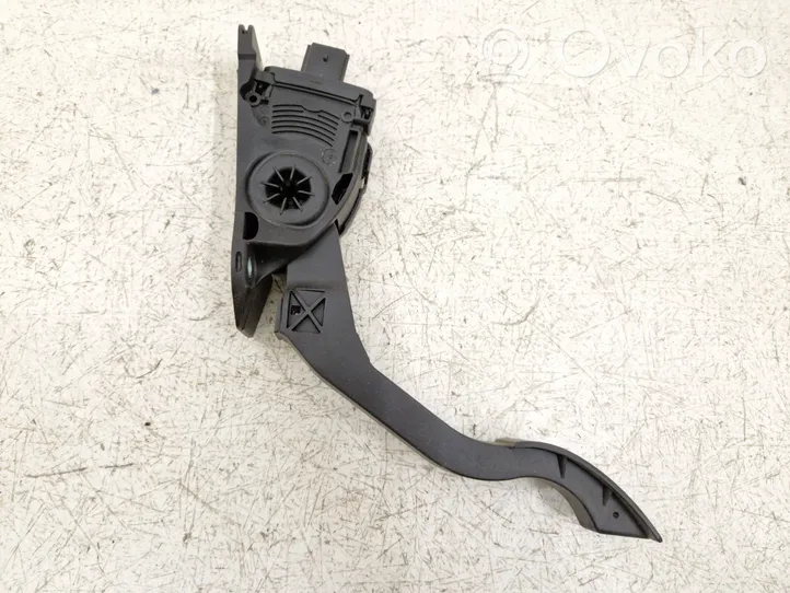 Ford C-MAX II Accelerator throttle pedal CV619F836