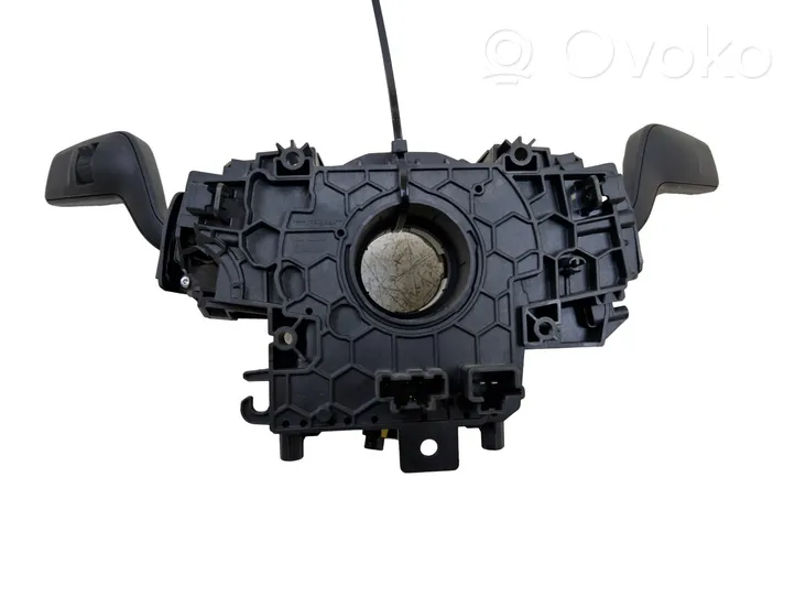 Ford Escape IV Leva/interruttore dell’indicatore di direzione e tergicristallo LB5T3F944