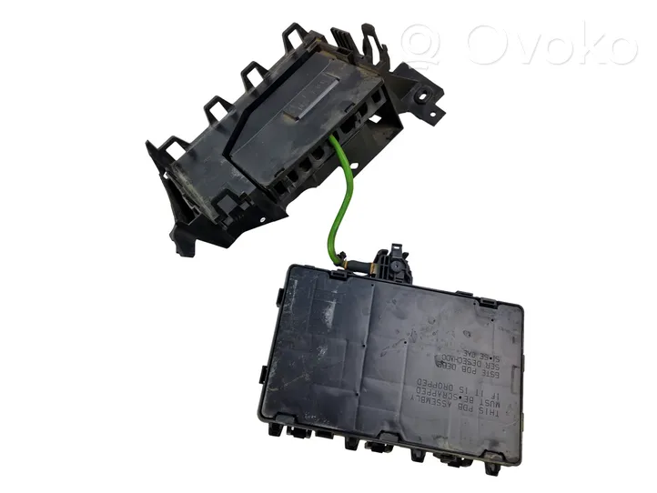 Ford Fusion II Module de fusibles HG9T14D068