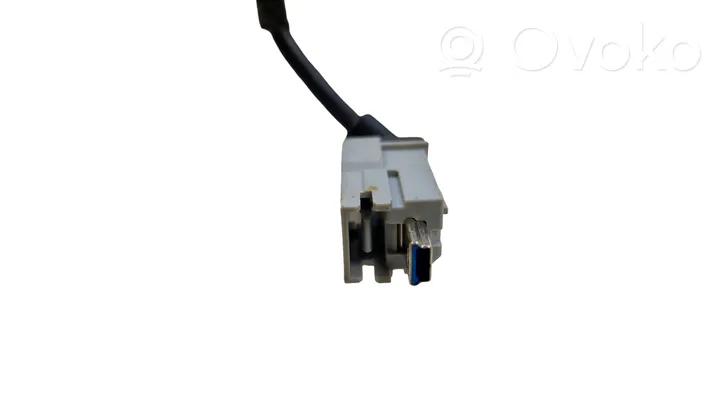 Ford Escape IV Connettore plug in USB LJ6T14D202