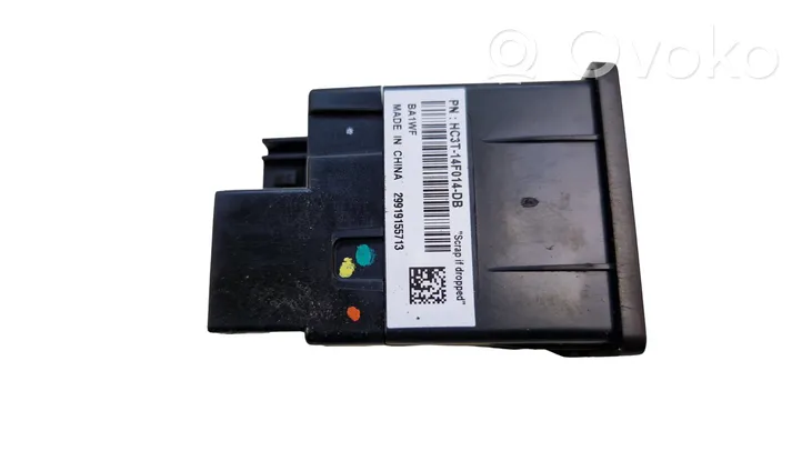 Ford Fusion II Connecteur/prise USB HC3T14F014