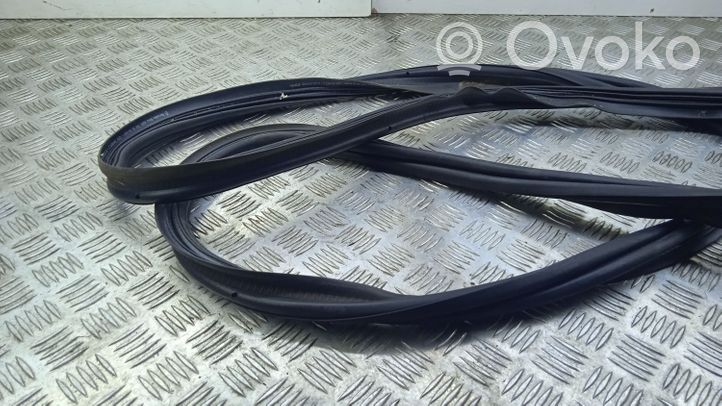 Mercedes-Benz C AMG W205 Trunk rubber seal (body) A2057400600