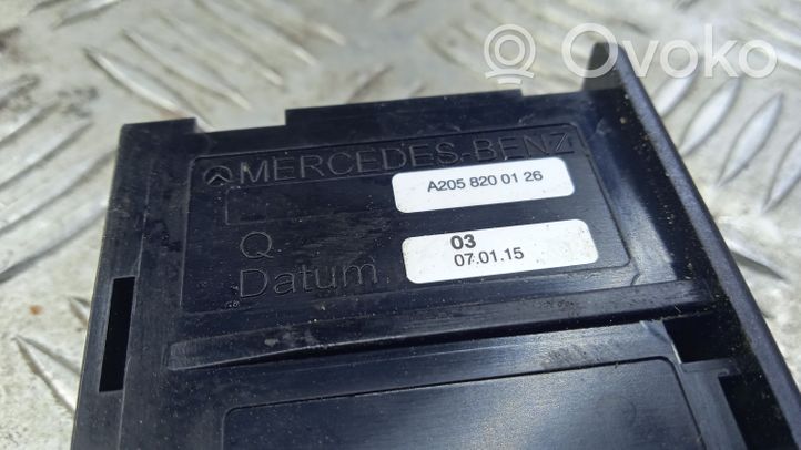 Mercedes-Benz E W213 USB-pistokeliitin A2058200126