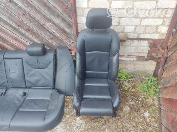 BMW M5 Seat set 