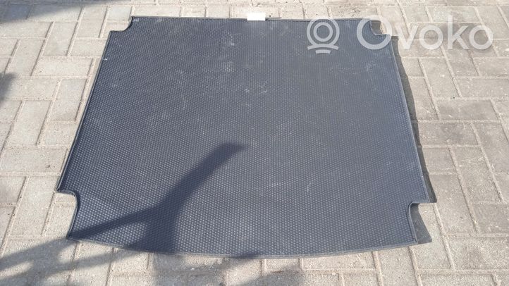 Volkswagen Touareg II Doublure de coffre arrière, tapis de sol 7P6862607