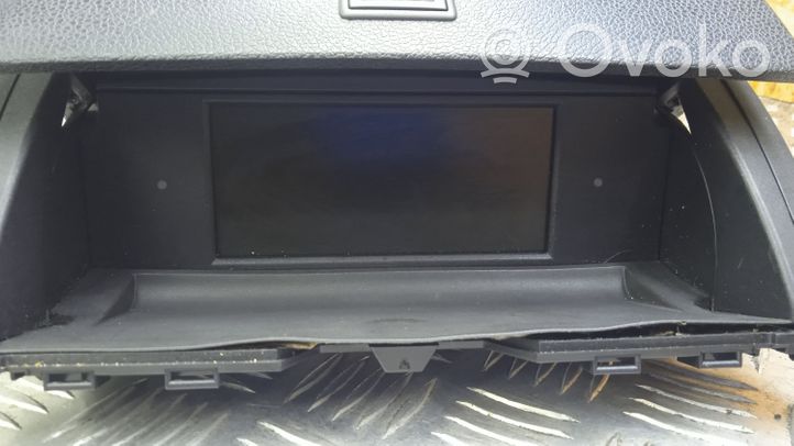 Mercedes-Benz C AMG W204 Écran / affichage / petit écran A2046801231