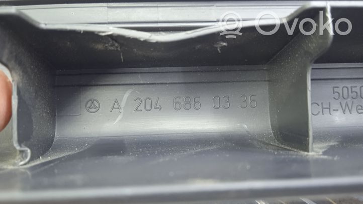 Mercedes-Benz C AMG W204 Aizmugurējā sliekšņa dekoratīvā apdare (iekšējā) A2046860336