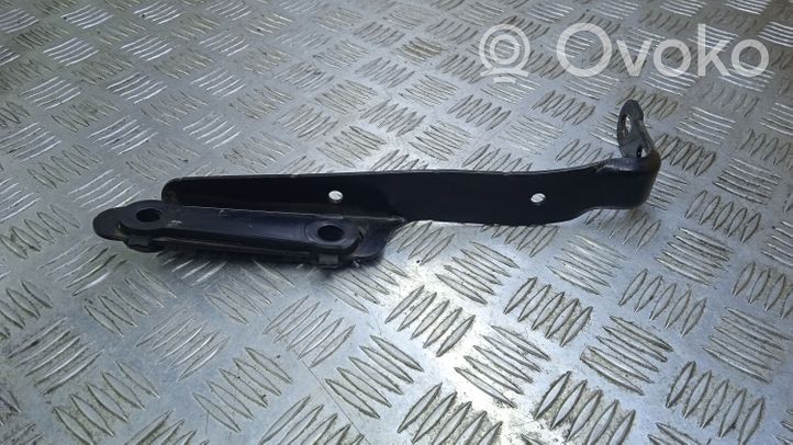 Mercedes-Benz C AMG W204 Staffa/supporto di montaggio della marmitta A2044922241