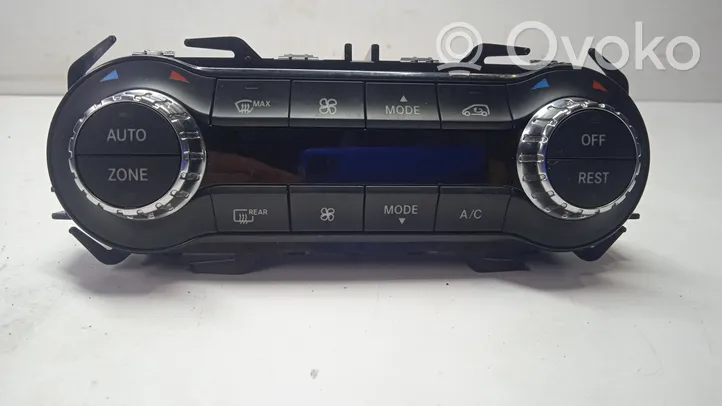 Mercedes-Benz GLA W156 Centralina del climatizzatore A2469003816