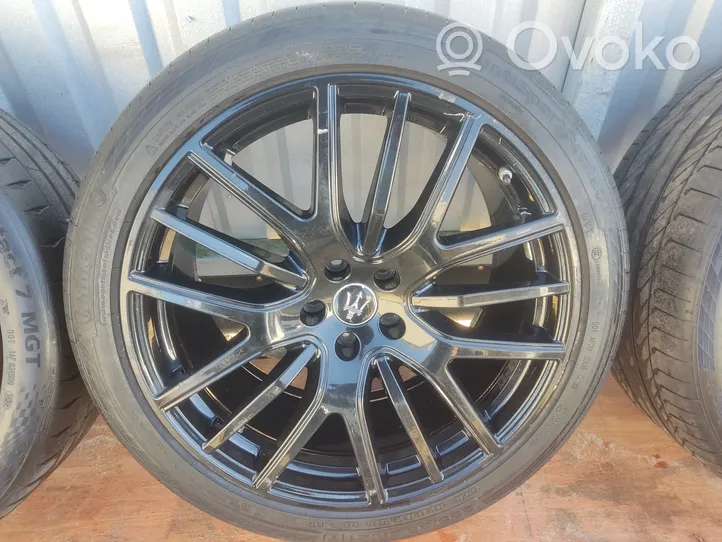 Maserati Levante R21 alloy rim 670163569