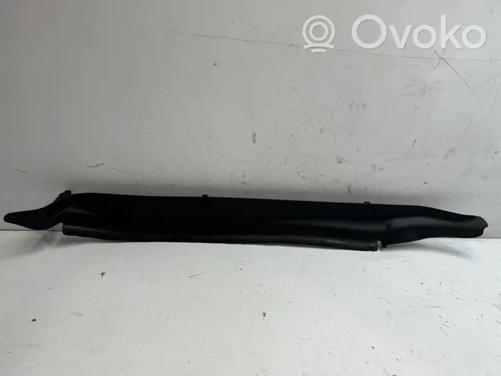 Volkswagen Touareg II Rivestimento dell’estremità del parafango 7P6821111B