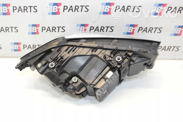 BMW 5 G30 G31 Phare frontale 8499119