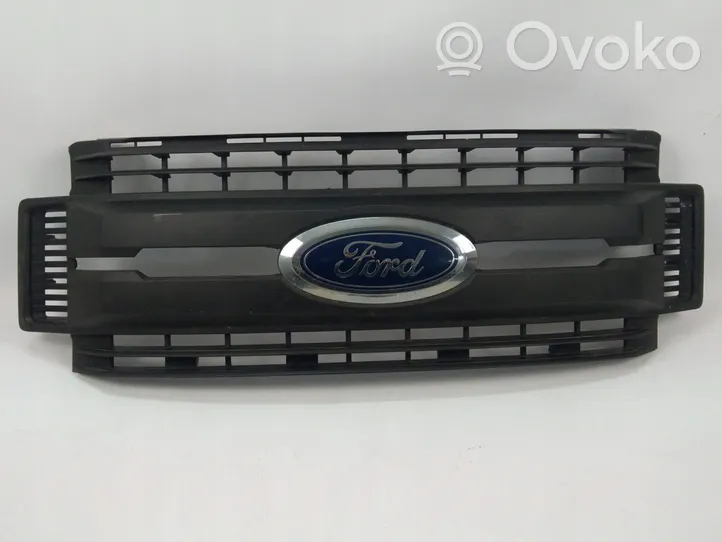 Ford F250 Grille calandre supérieure de pare-chocs avant HC3B8A164AL