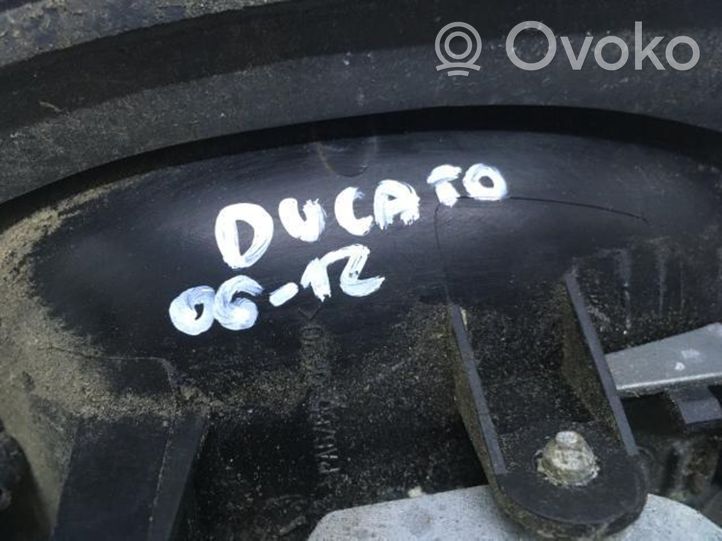 Fiat Ducato Klamka zewnętrzna drzwi przednich 