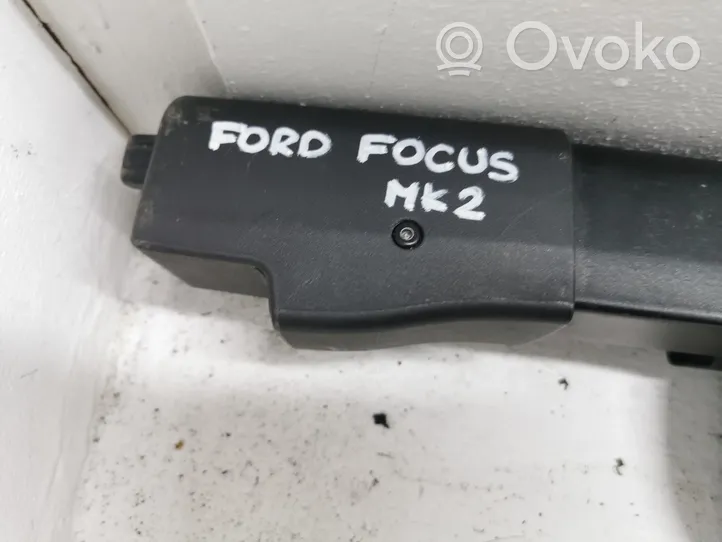 Ford Focus Roleta bagażnika ROLETA