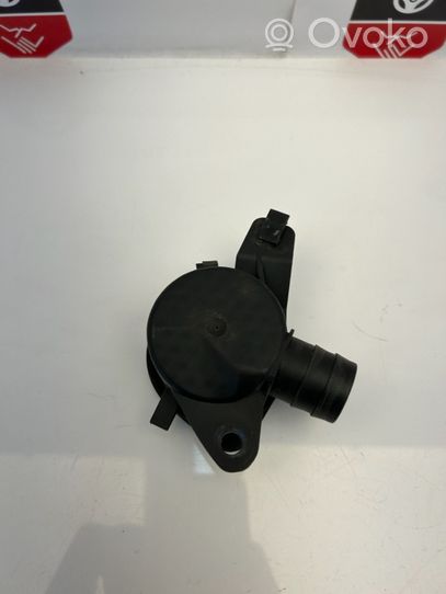 BMW 4 F32 F33 Serbatoio/vaschetta liquido lavavetri parabrezza 7241664