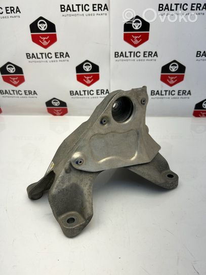 BMW 4 F32 F33 Engine mounting bracket 6859012