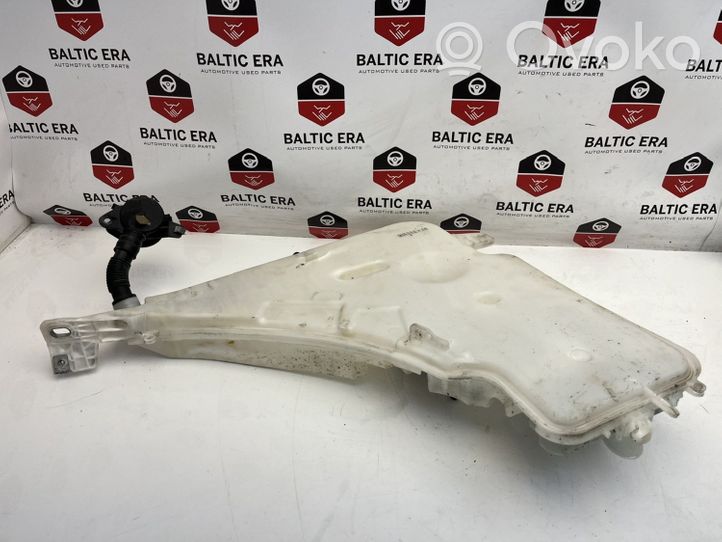 BMW 1 F20 F21 Zbiornik płynu spryskiwaczy lamp 7241675