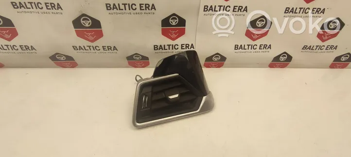 BMW 3 G20 G21 Šoninės oro grotelės 6848617