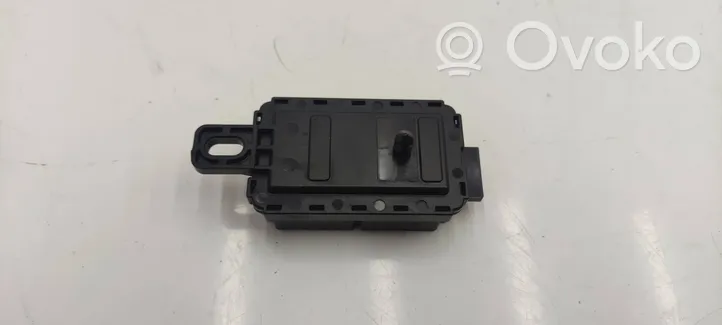 BMW 5 G30 G31 Centralina/modulo chiusura centralizzata portiere 6844045