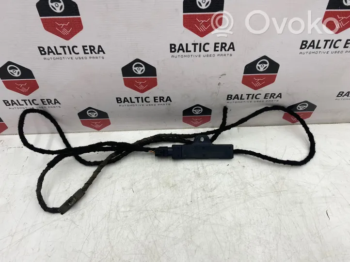 BMW 4 F36 Gran coupe Antenne intérieure accès confort 9220931