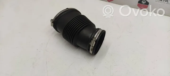 BMW M5 F90 Air intake duct part 7852384