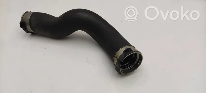 BMW 1 F20 F21 Tube d'admission de tuyau de refroidisseur intermédiaire 8513851