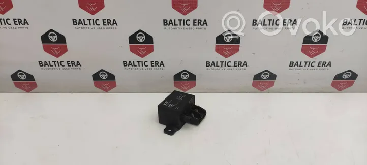 BMW M4 F82 F83 Coolant fan relay 9198302