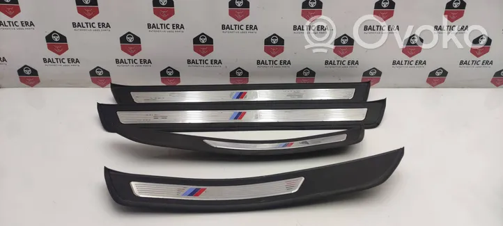 BMW 5 F10 F11 Altro elemento di rivestimento sottoporta/montante 8050053