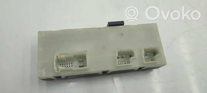 BMW 2 F45 Tailgate/trunk control unit/module 9491419