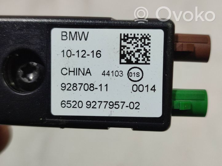 BMW X6M F86 Antenna GPS 9277957