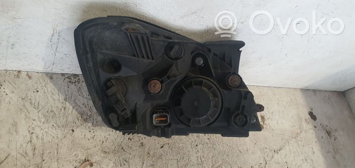 KIA Rio Lampa przednia 